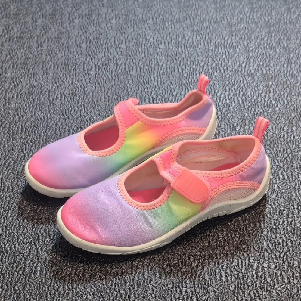 Children's Place Rainbow Water Shoes